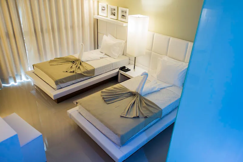 Hotel Vip Praia 4*,